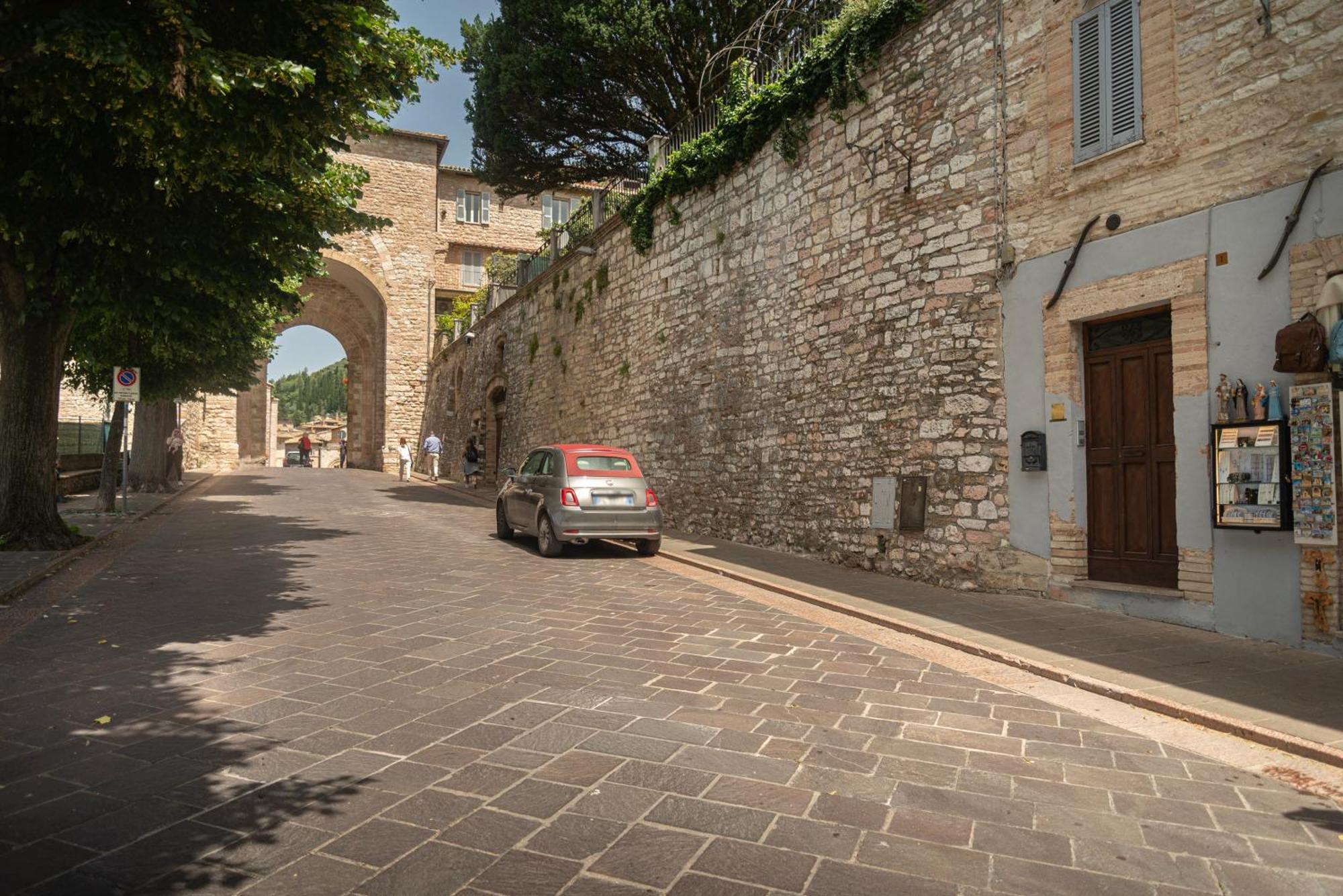 B&B Il Chiostro Ασίζη Εξωτερικό φωτογραφία